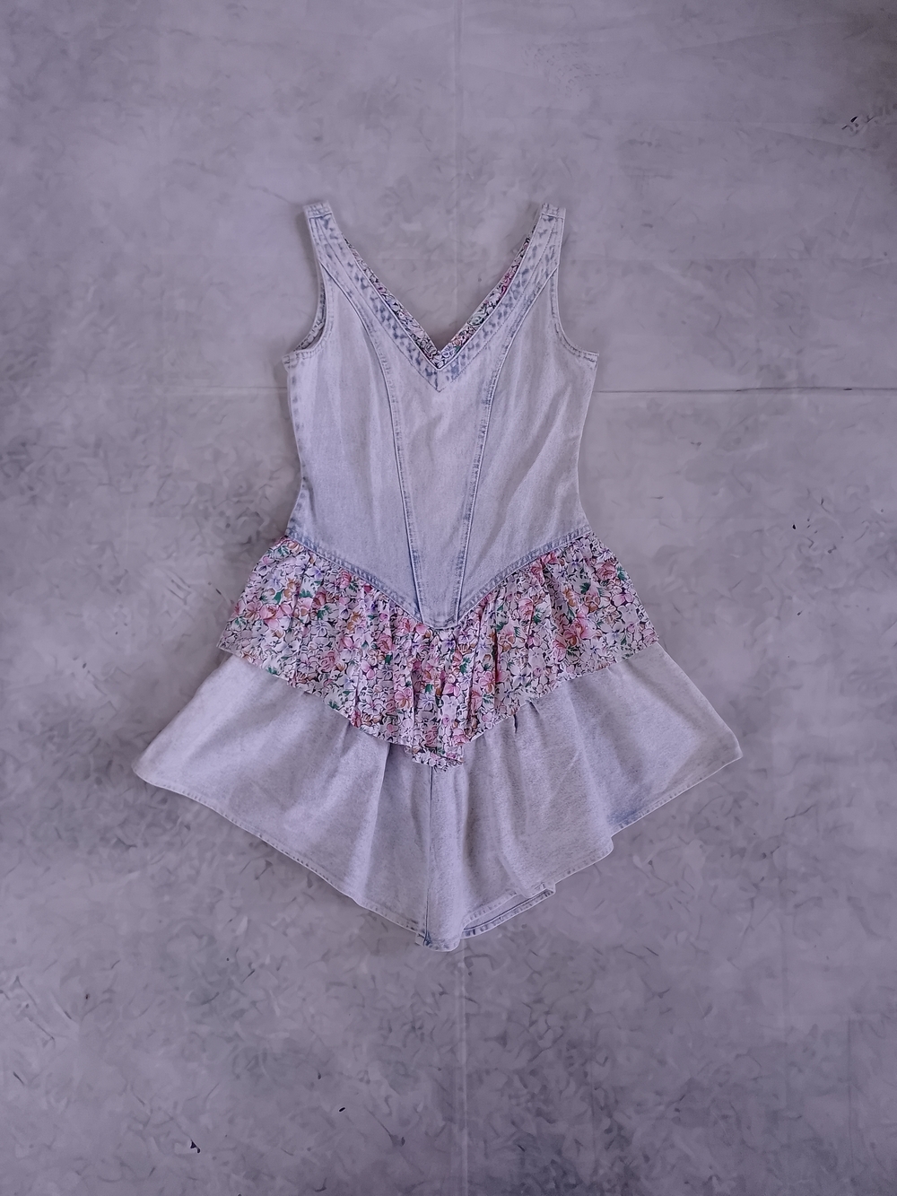 Vintage 80s 90s Acid Wash  Floral Ruffle Mini Short Dress - Picture 11 of 12